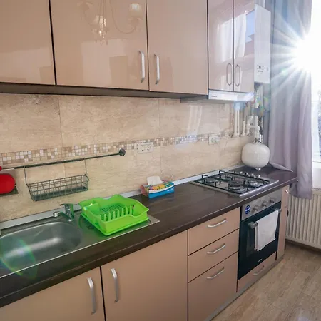 Downtown, Close To Old Town, Family Friendly - Ivo10 * Bucarest