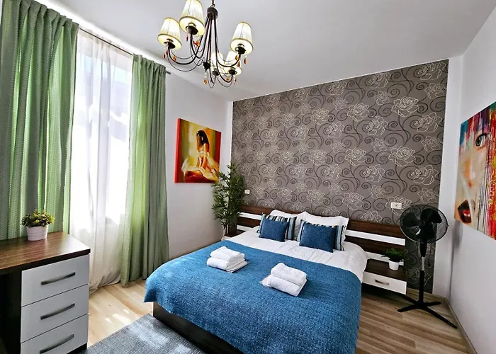 Apartmán Downtown, Close To Old Town, Family Friendly - Ivo10 *