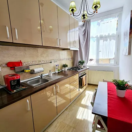 Downtown, Close To Old Town, Family Friendly - Ivo10 * Bukareszt