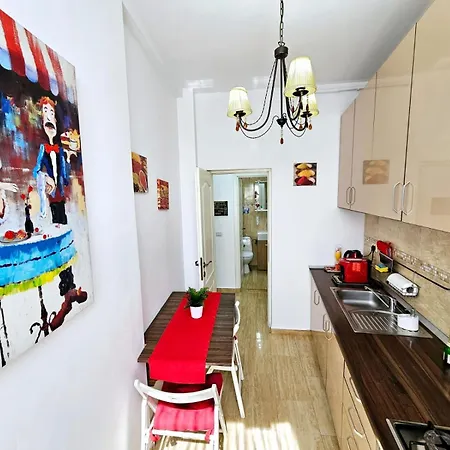 Downtown, Close To Old Town, Family Friendly - Ivo10 Apartamento Bucarest