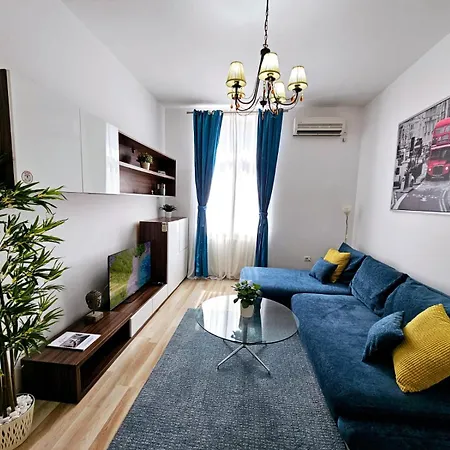 Downtown, Close To Old Town, Family Friendly - Ivo10