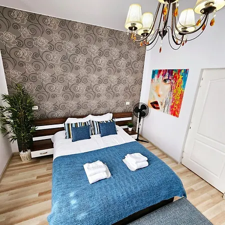 Downtown, Close To Old Town, Family Friendly - Ivo10