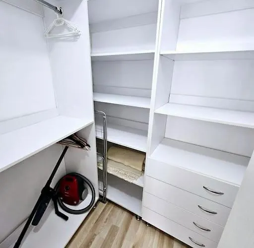 Downtown, Close To Old Town, Family Friendly - Ivo10 Apartman *