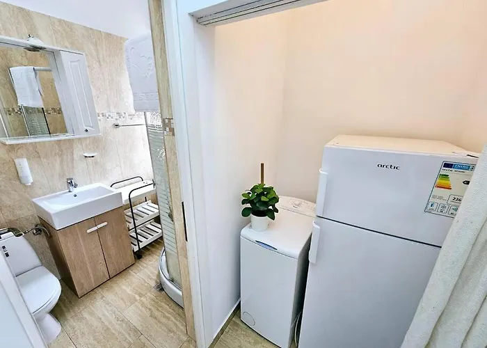 Downtown, Close To Old Town, Family Friendly - Ivo10 Bucarest