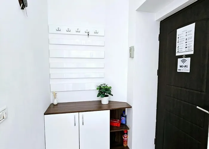 Apartman Downtown, Close To Old Town, Family Friendly - Ivo10 *