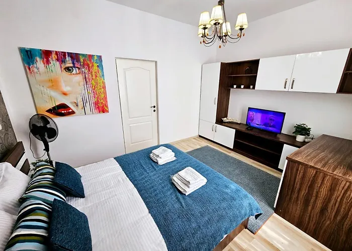 Downtown, Close To Old Town, Family Friendly - Ivo10 Bucarest