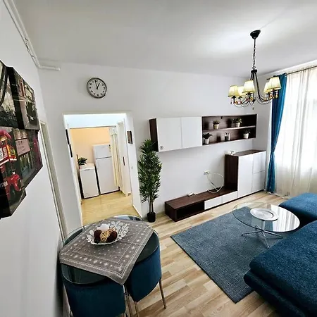 Downtown, Close To Old Town, Family Friendly - Ivo10 بوخارست