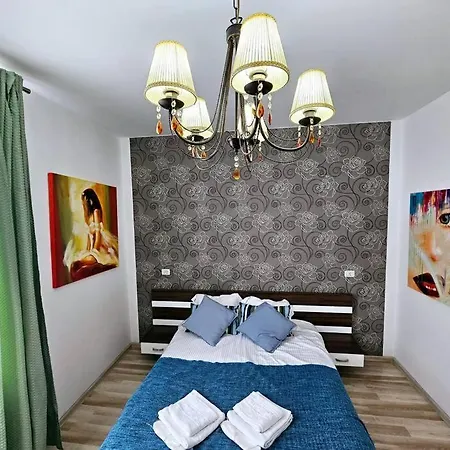 Downtown, Close To Old Town, Family Friendly - Ivo10 بوخارست