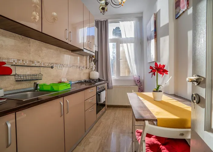 Downtown, Close To Old Town, Family Friendly - Ivo10