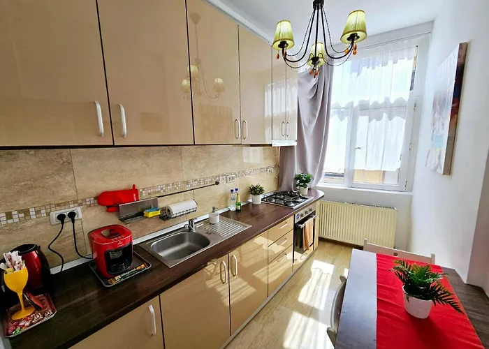 Downtown, Close To Old Town, Family Friendly - Ivo10