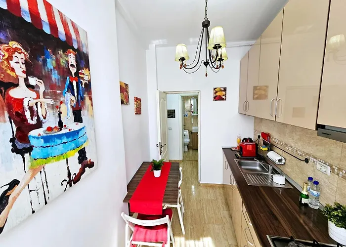 Downtown, Close To Old Town, Family Friendly - Ivo10 Apartament Bucureşti