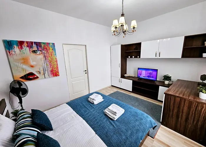 Downtown, Close To Old Town, Family Friendly - Ivo10