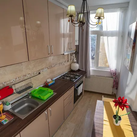 Apartment Downtown, Close To Old Town, Family Friendly - Ivo10 Bukarest