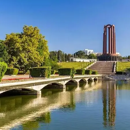 Downtown, Close To Old Town, Family Friendly - Ivo10 Bukarest